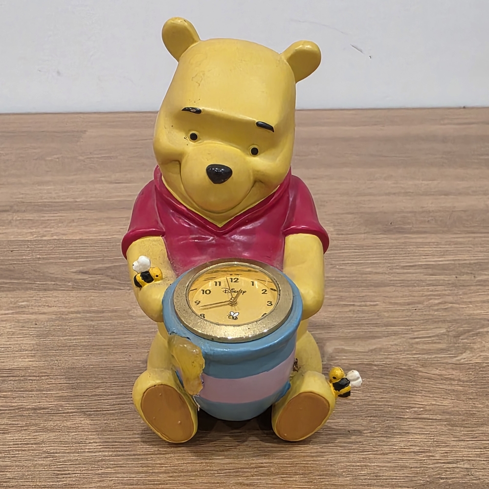 Collectable Winnie the Pooh Clock Figurine